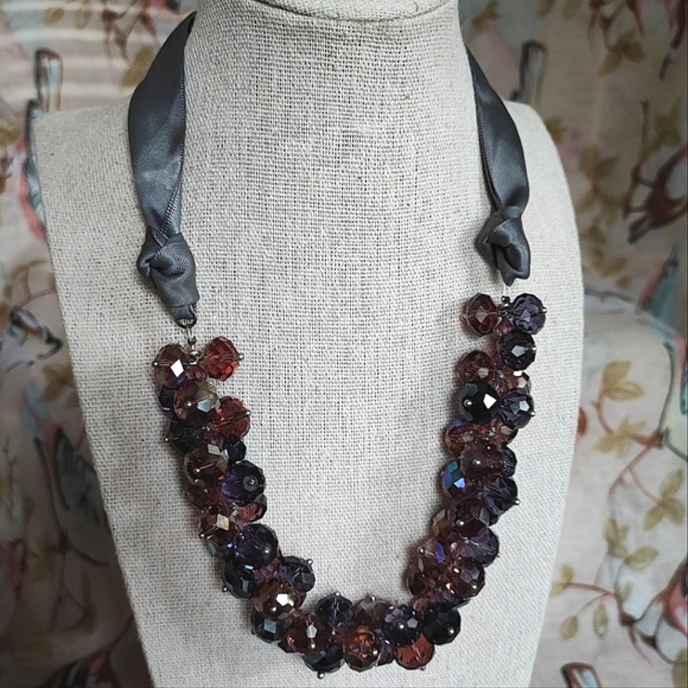 Ali Khan Macy's Faceted Glass Beaded Gray Ribbon Necklace Rose Lavender Purple